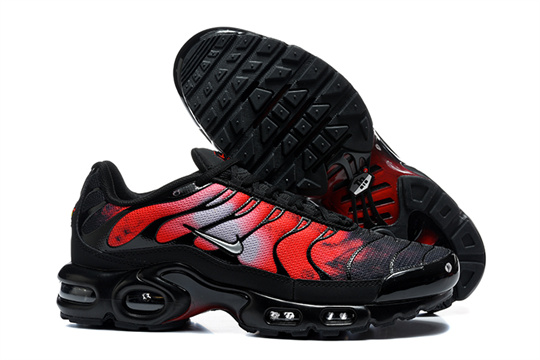 3713086f-Air-Max-Plus-20260819.jpg