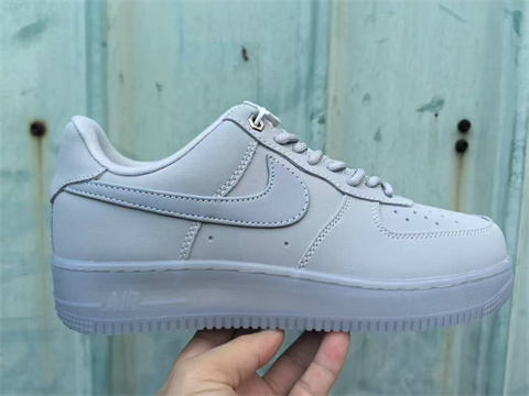 f2be1f1a-Air-Force-1-Low-20260822.jpg